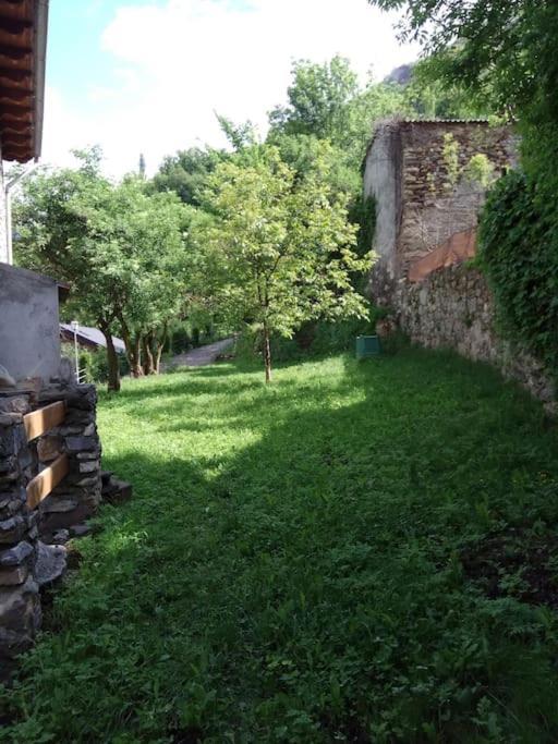 Villa La Borda De Sesué Exterior foto